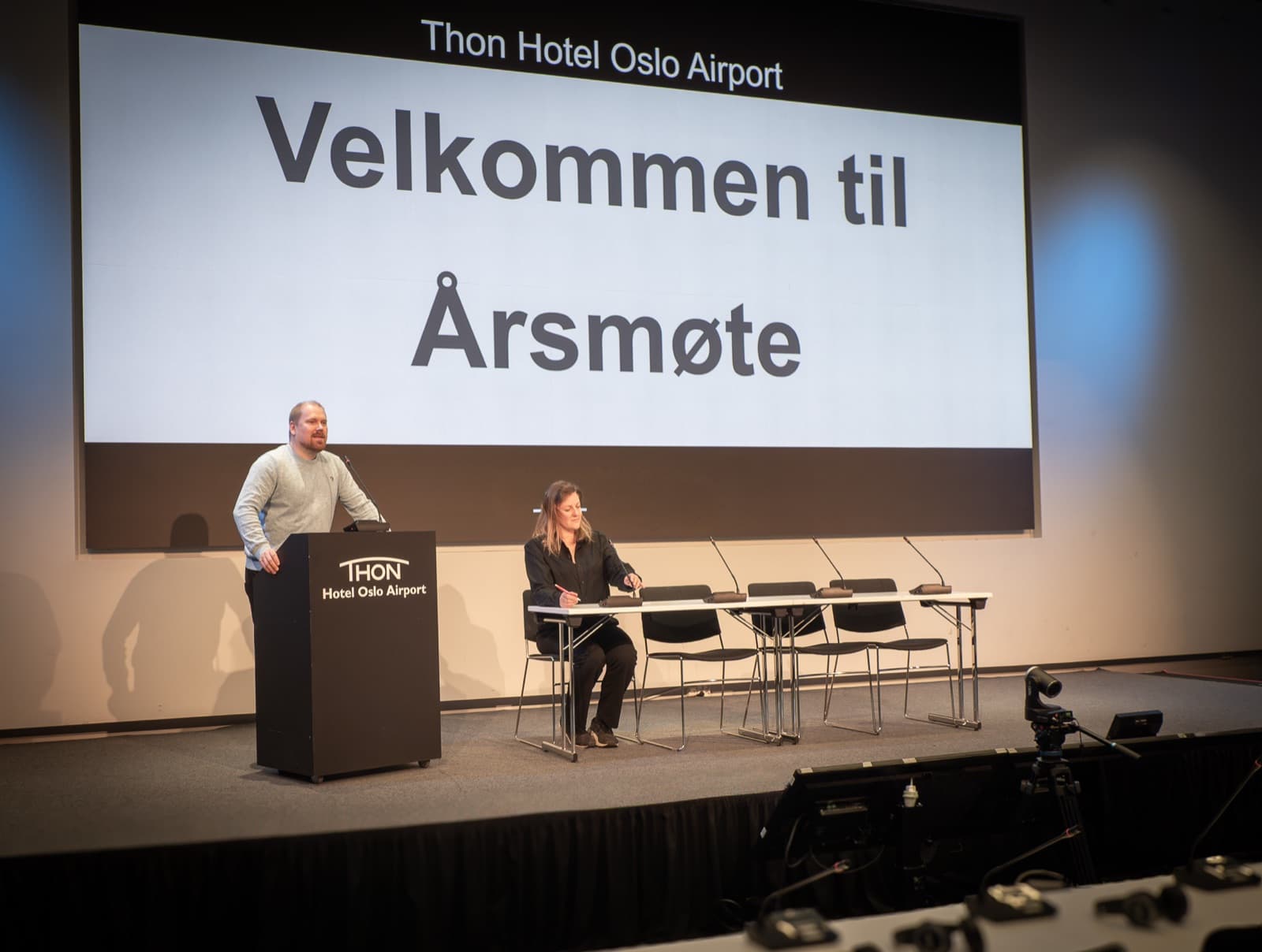 Streaming av konferanse til Teams og YouTube – slik gjør vi det