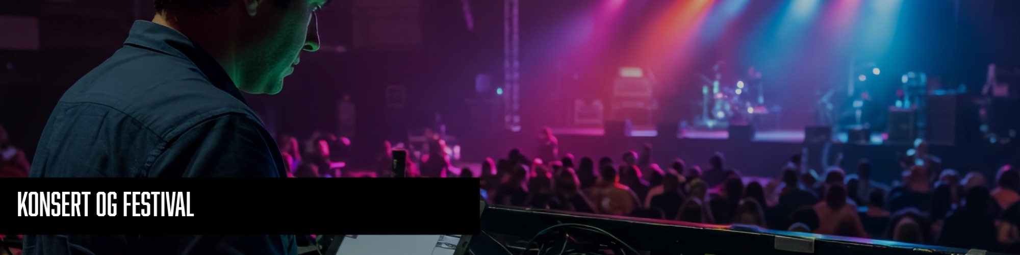 Konsertscene med dynamisk scenelys
